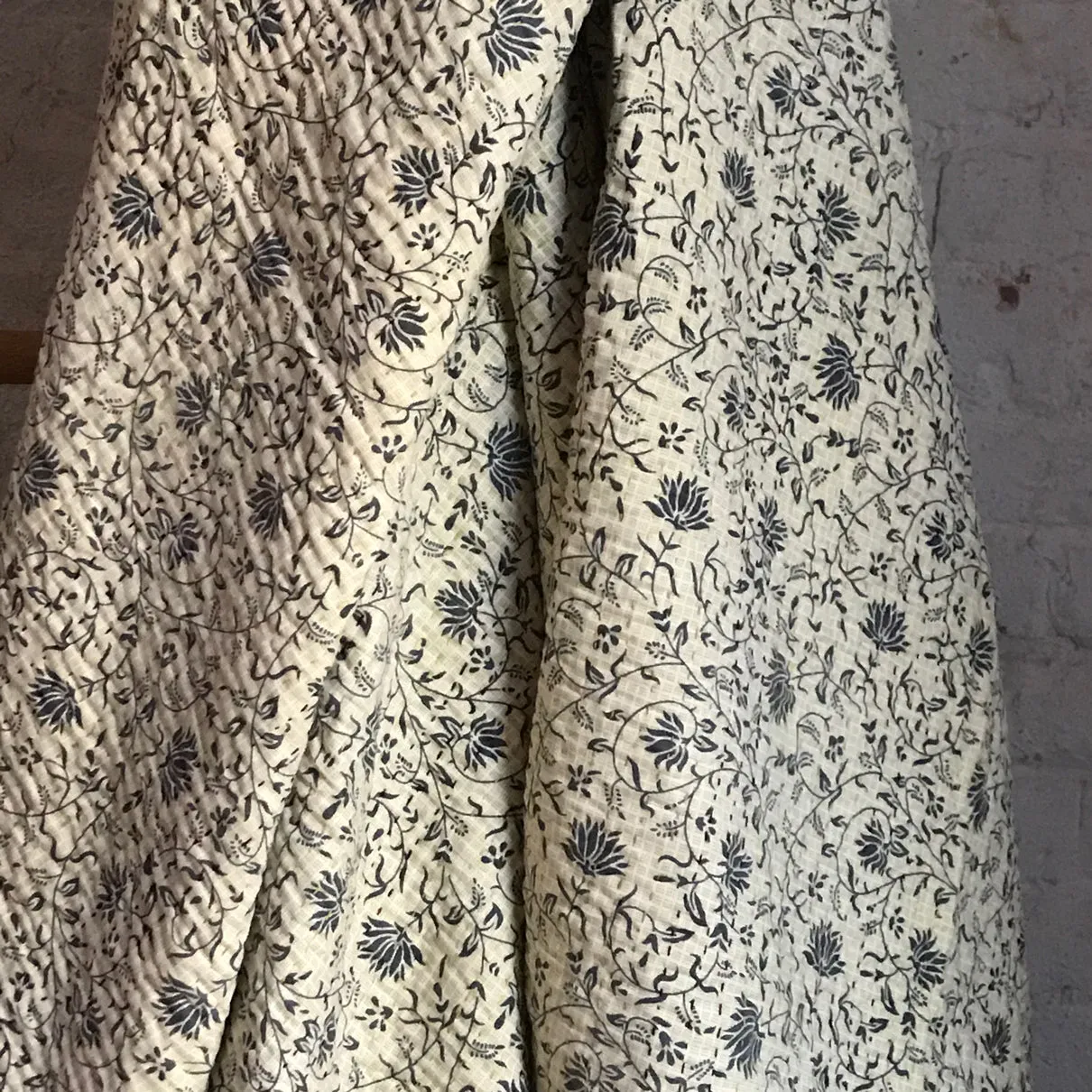 Big Flower Newly Printed Queen Bedcover