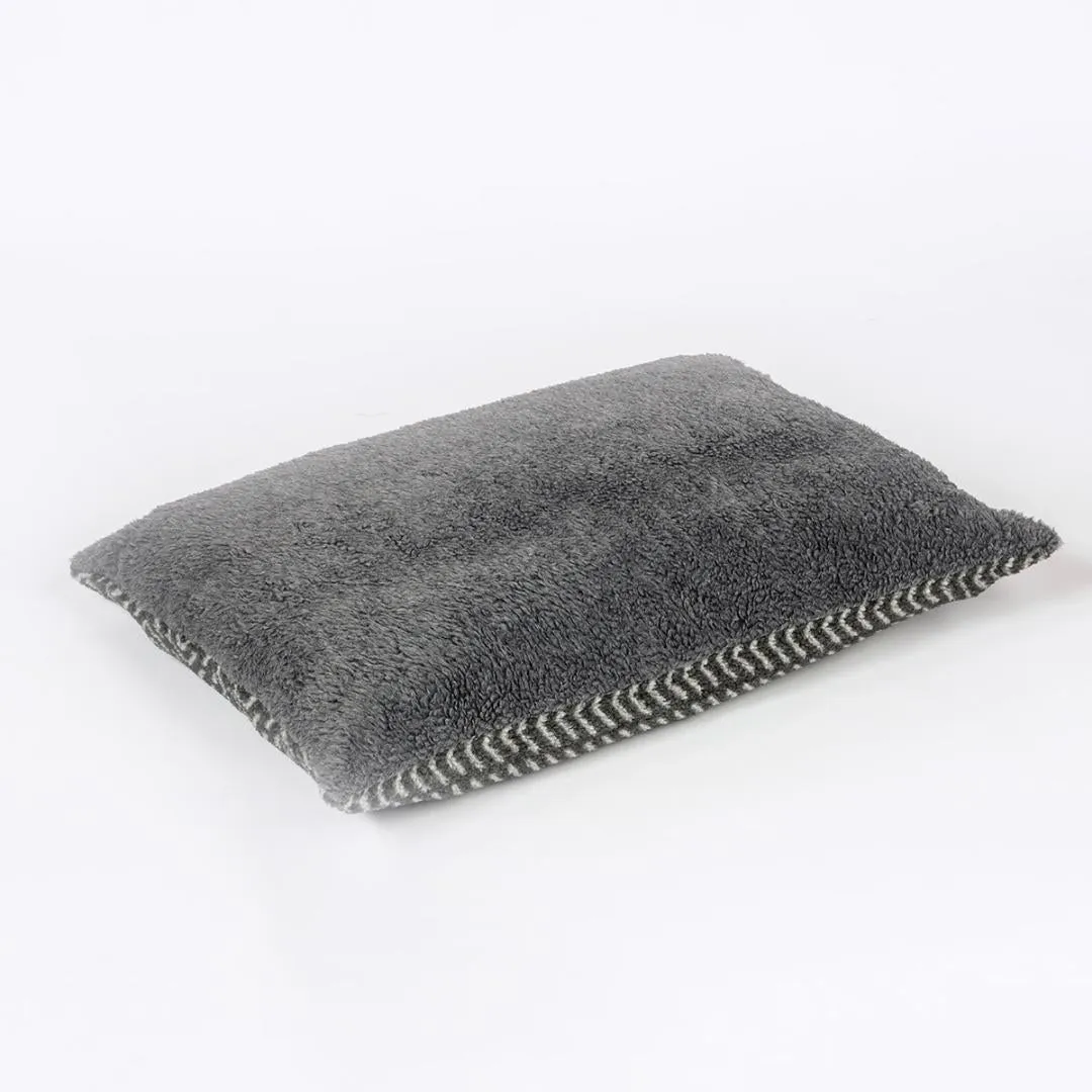 Charcoal Arrows Sherpa Fleece Deep Duvet Dog Bed