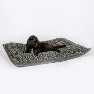 Charcoal Arrows Sherpa Fleece Deep Duvet Dog Bed