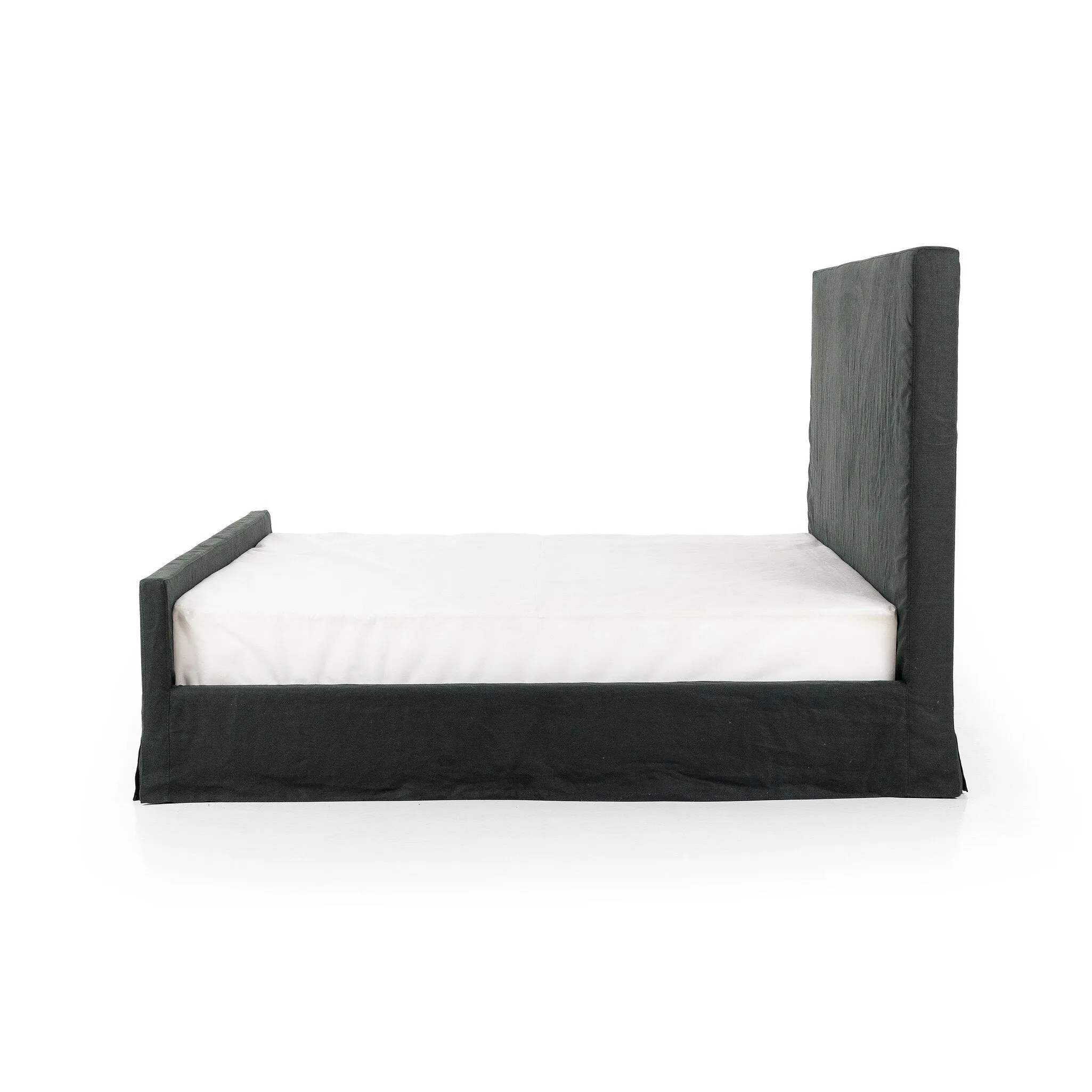 Daphne Slipcover Bed - Pine