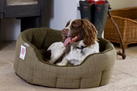 Earthbound Tweed Snuggle Bed