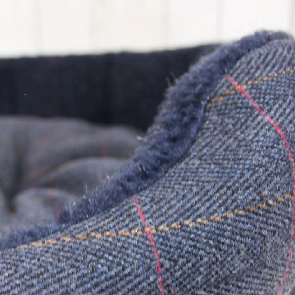 Earthbound Tweed Snuggle Bed