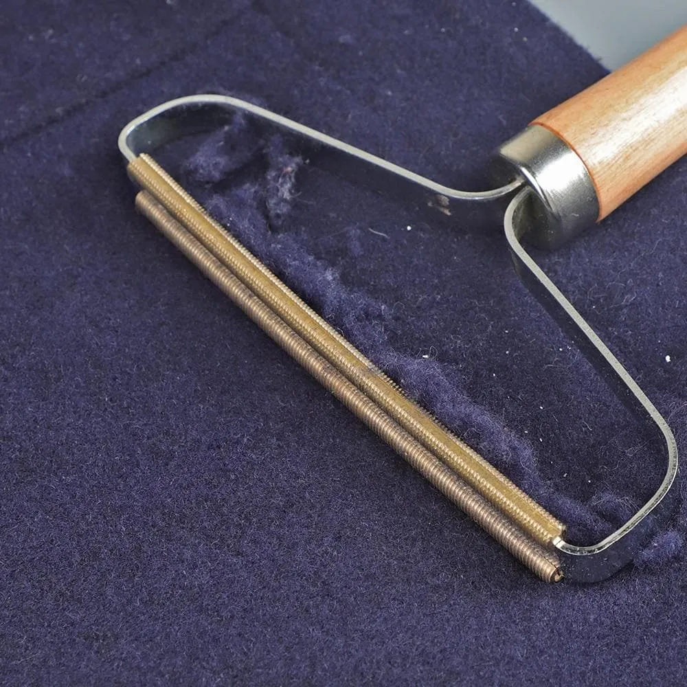 Fuzz-free Fabric Lint Remover -