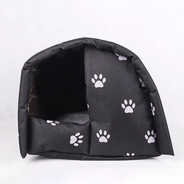 Insulated & Waterproof Outdoor Cat House