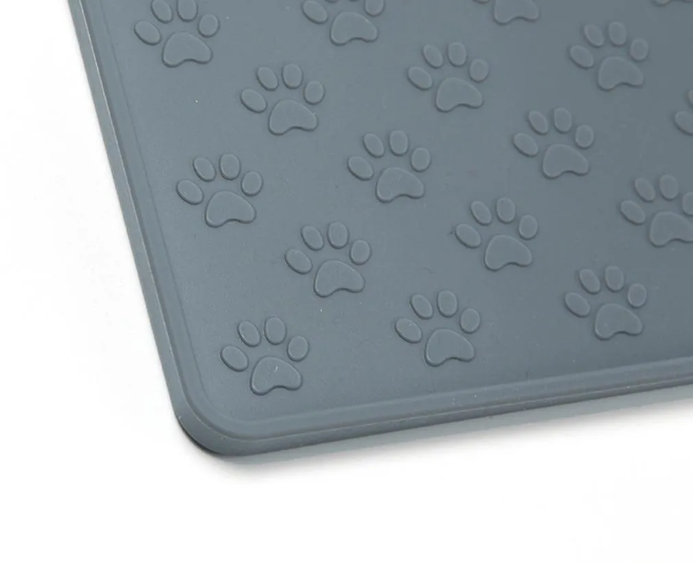 L 61*41cm black Foldable silicone pet food mat, easy to clean and waterproof car pet mat AZ16043