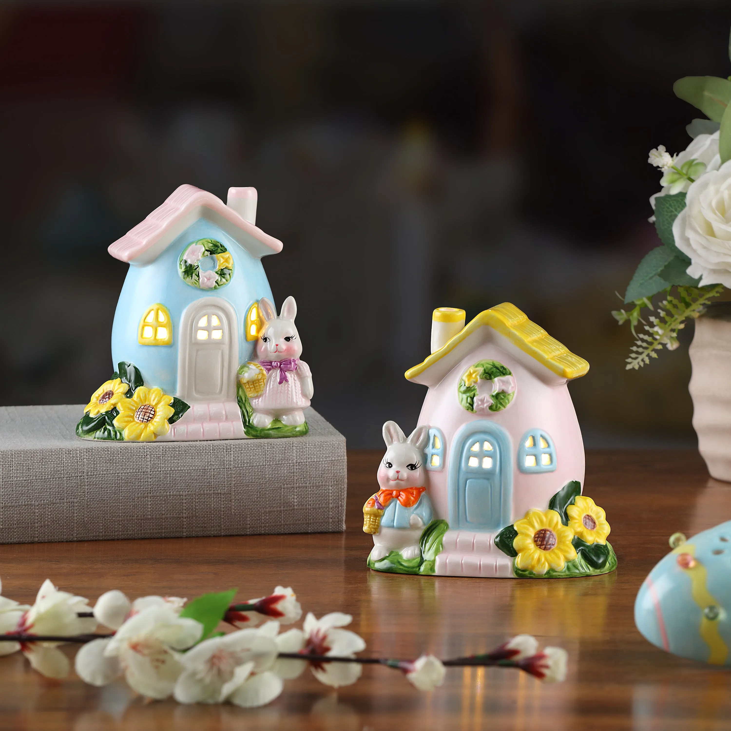 Mr. Cottontail Set of 2 Ceramic 5 in. Bunny Cottages